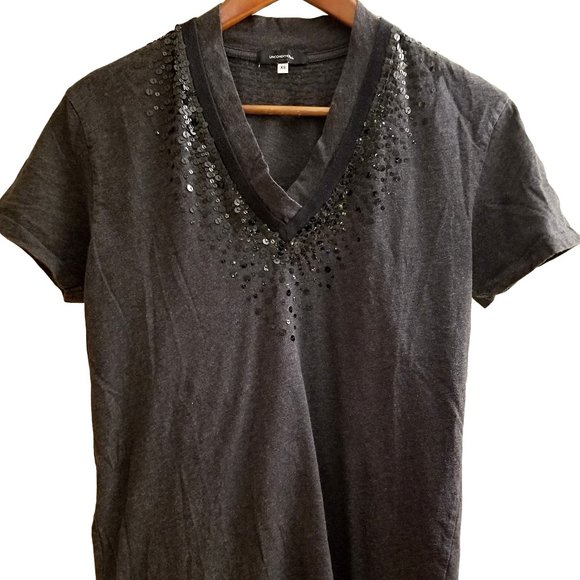 Unconditional Black Sequinned V-Neck Tee - Picture 1 of 4